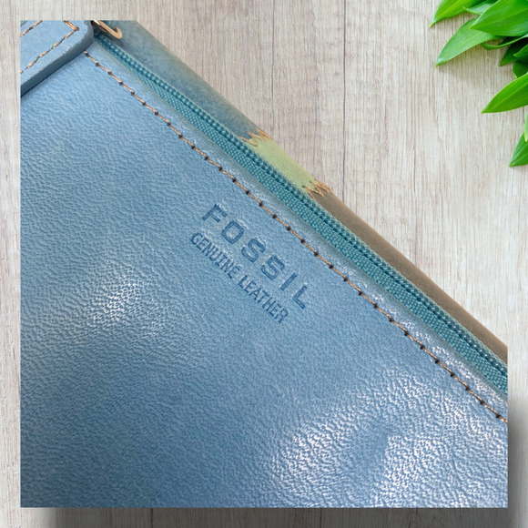 Vintage Fossil Blue Patchwork Leather Bifold Wallet ID Coin Pouch Cards Bills - Picture 5 of 6